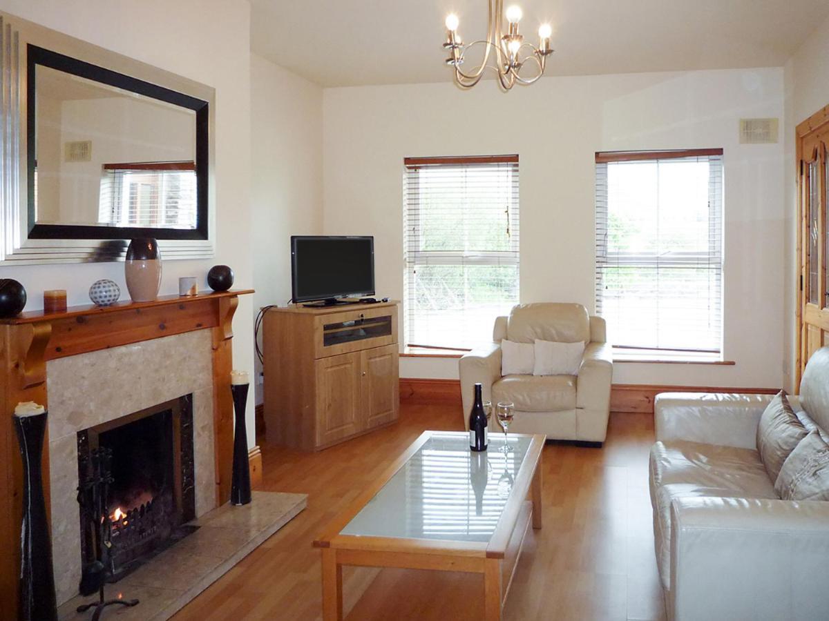 Cois Chnoic Holiday Home Dingle By Trident Holiday Homes Exterior photo